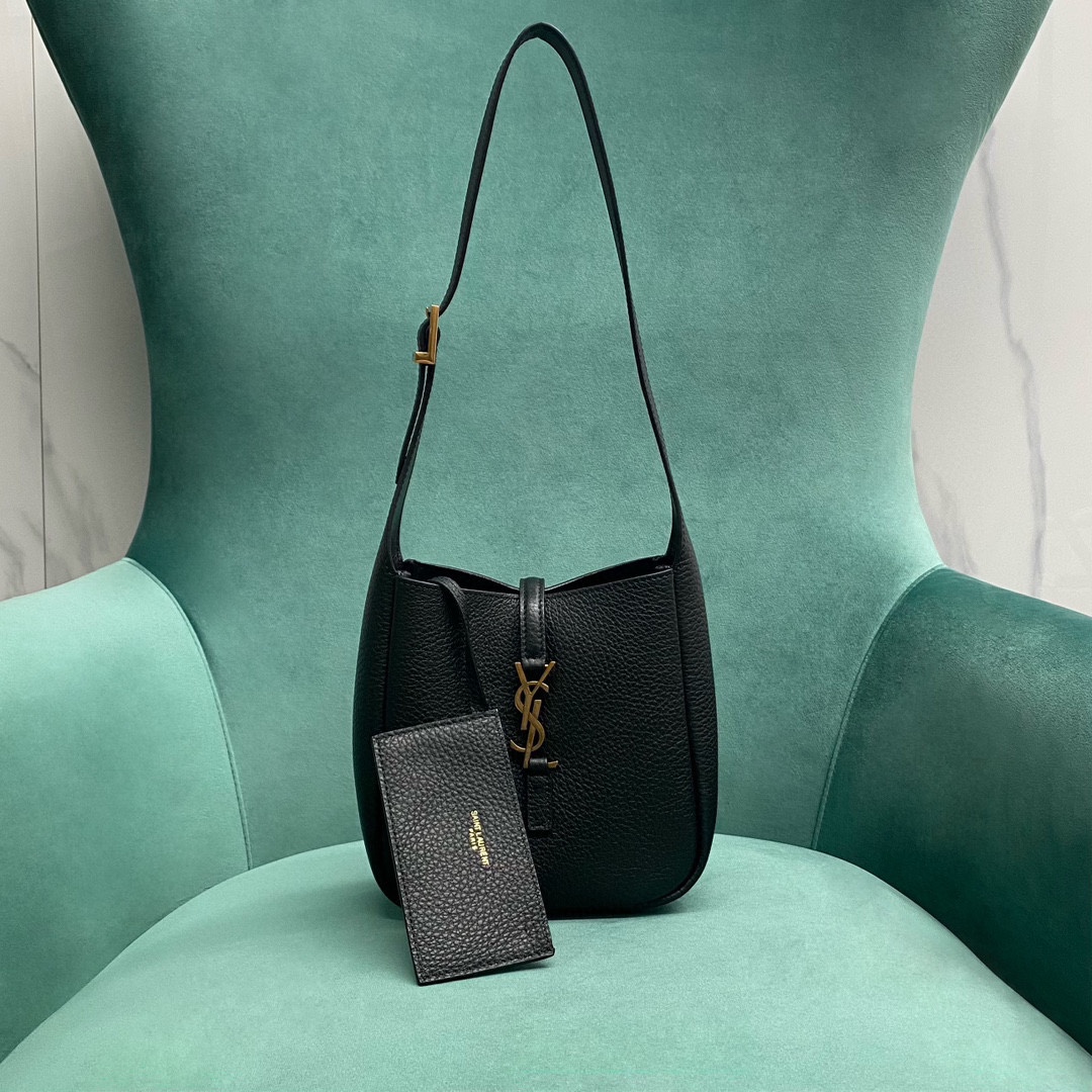 Bagsaaa Y51 LE 5 À 7 S*pple baby in grained leather 809461 black - 15x16x7 cm