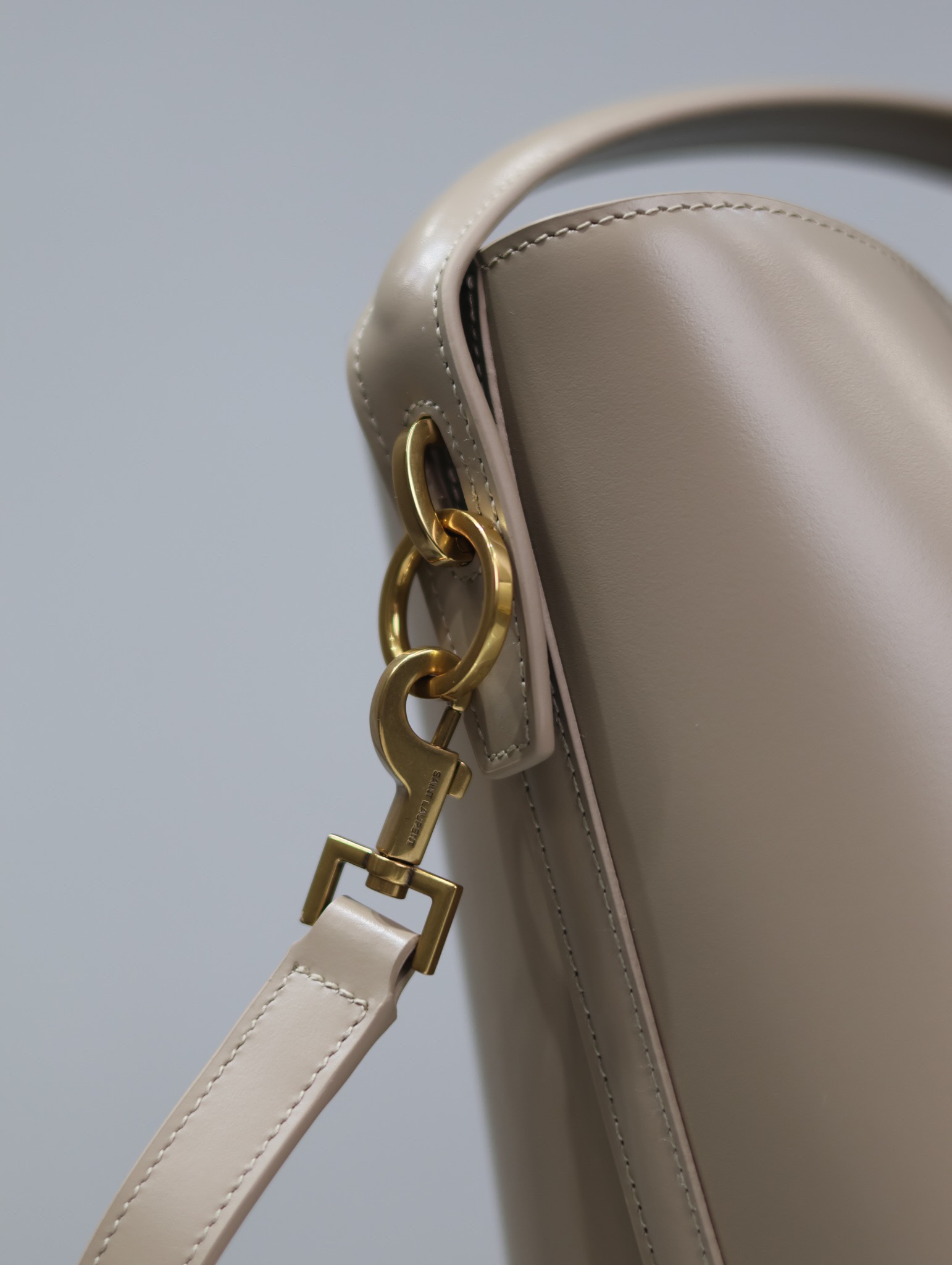 Bagsaaa Y51 LE 37 small in shiny leather 749036 beige - 17 X 20 X 13 CM
