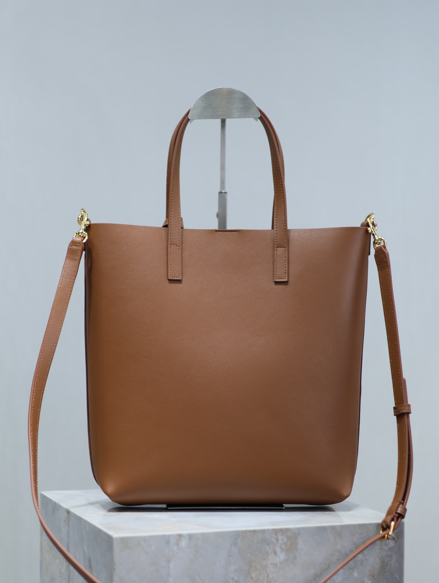 Bagsaaa Y51 Shopping Sa1nt Lau*nt Toy In Leather 600307 Brown - 25x28x8cm