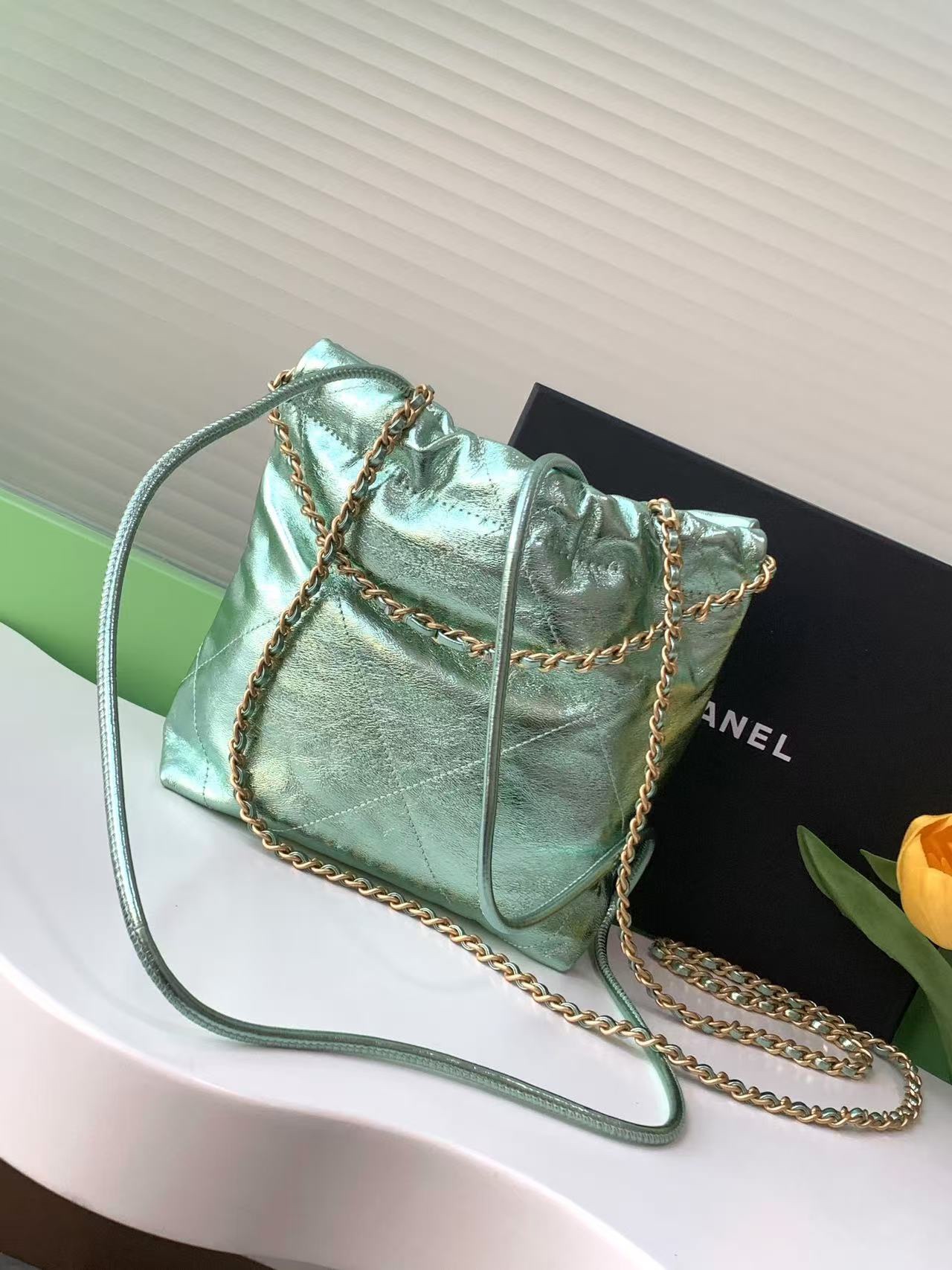 Bagsaaa Ch**el 22 Mini Handbag Metallic Green AS3980 - 20 × 19 × 6 cm