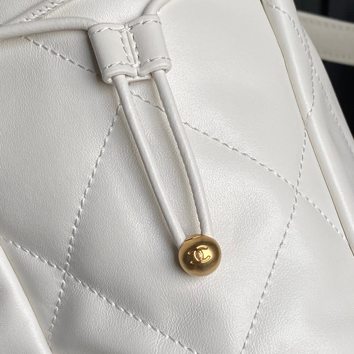 Bagsaaa Ch**el Shopping Bag AS5315 White Lambskin - 34 x 36 x 12cm