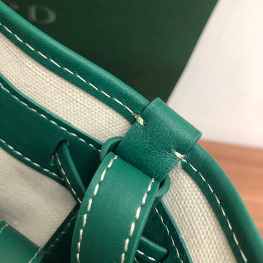 Bagsaaa G09ard Petit Flot Bucket Bag Green - 23cm