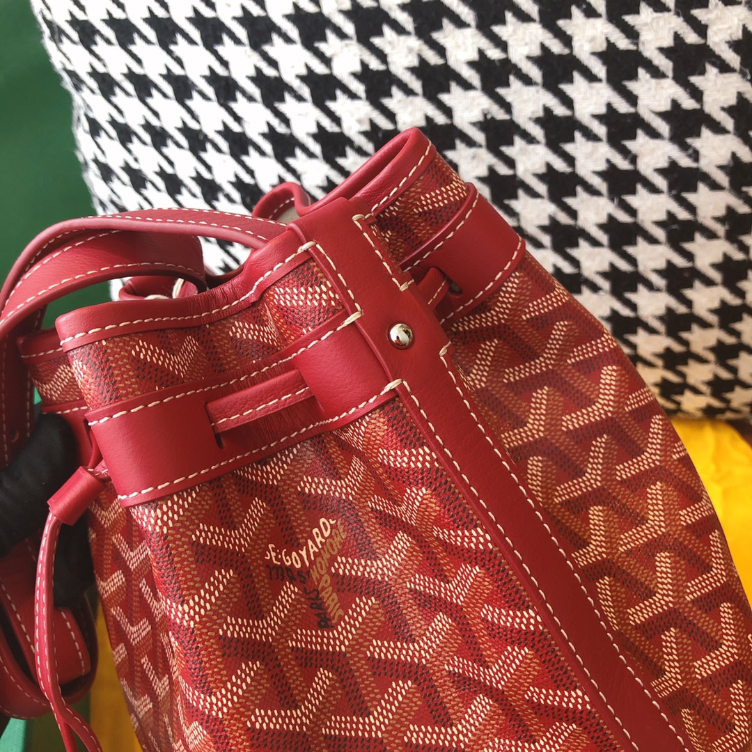Bagsaaa G09ard Petit Flot Bucket Bag Red - 23cm