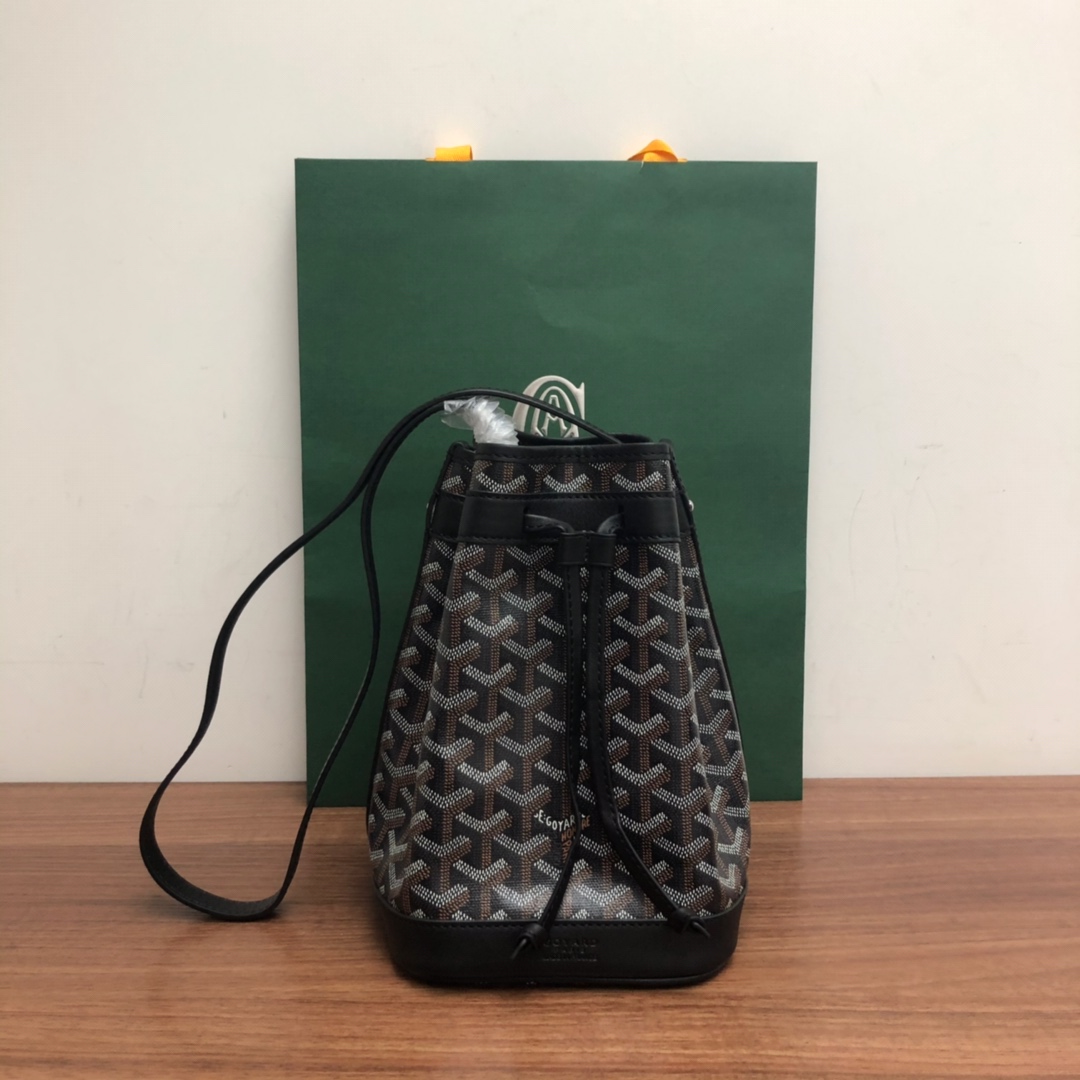 Bagsaaa G09ard Petit Flot Bucket Bag Black - 23cm