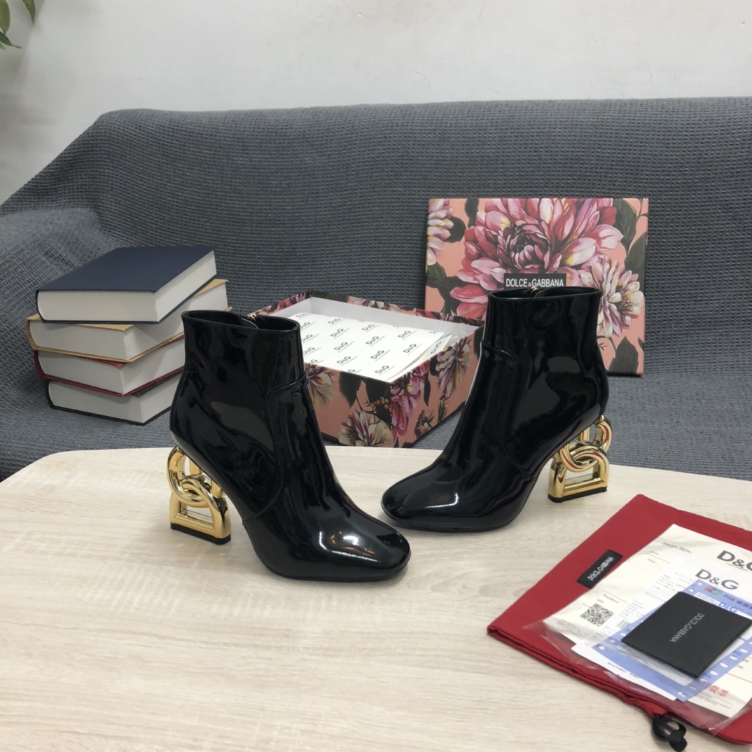 Bagsaaa D&G Stivaletto Boots Black Patent