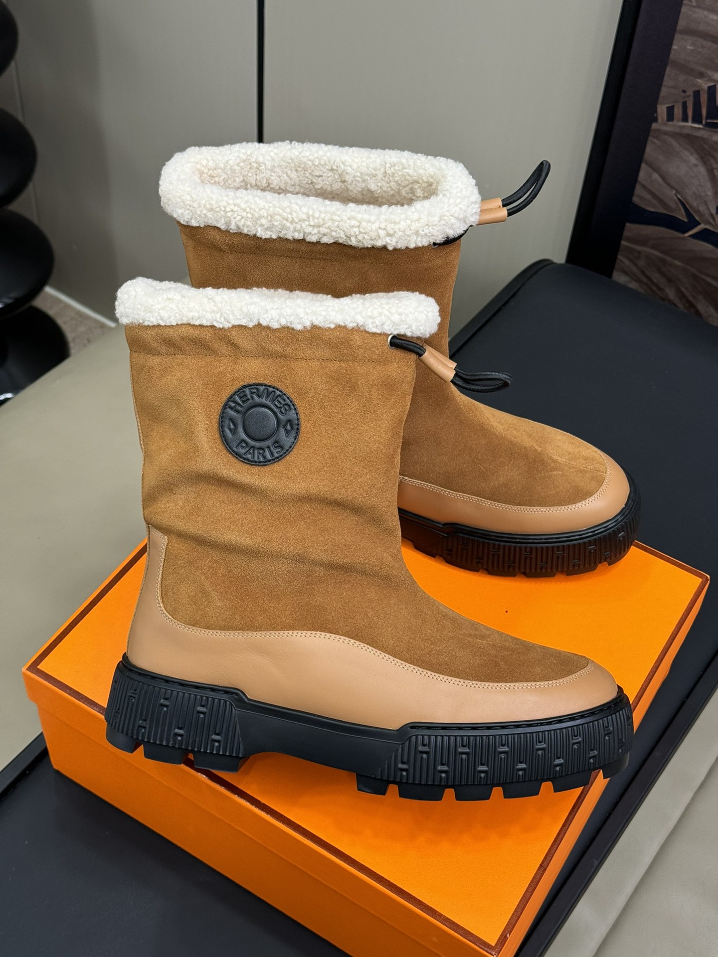 Bagsaaa H**me5 Journey ankle boot brown suede