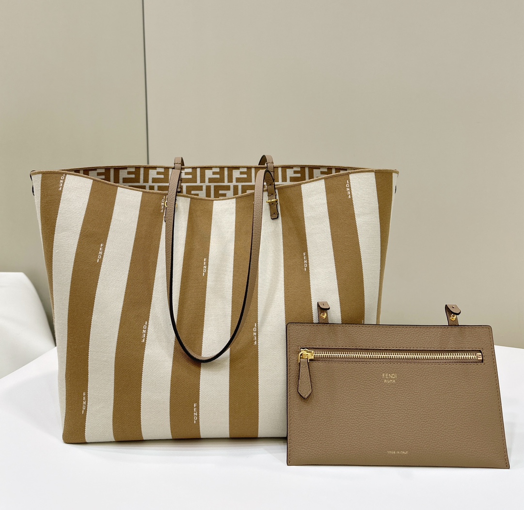 Bagsaaa F**di Large Roll Reversible shopper in Pequin striped and beige FF fabric - 35cm