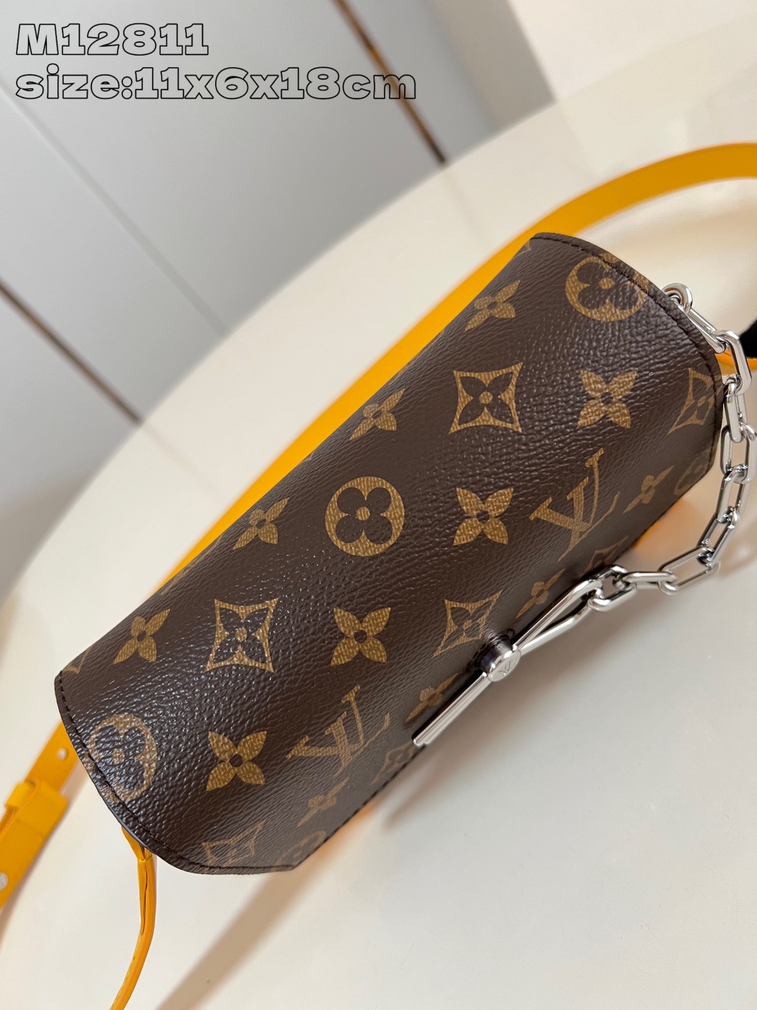 Bagsaaa L0vis Vvtt0n M12811 Steamer Bag Yellow - 18 x 11 x 6.5 cm