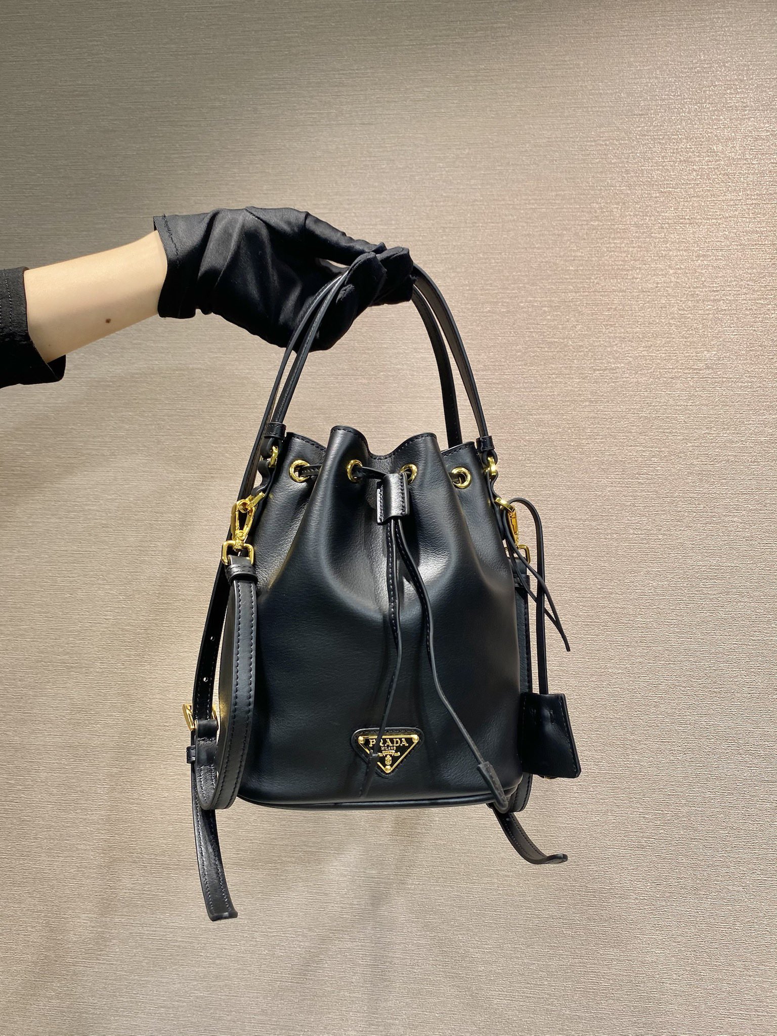 Bagsaaa Pra*a Leather Mini Bag 1BE067 Black - 19.5x15.5x10 cm