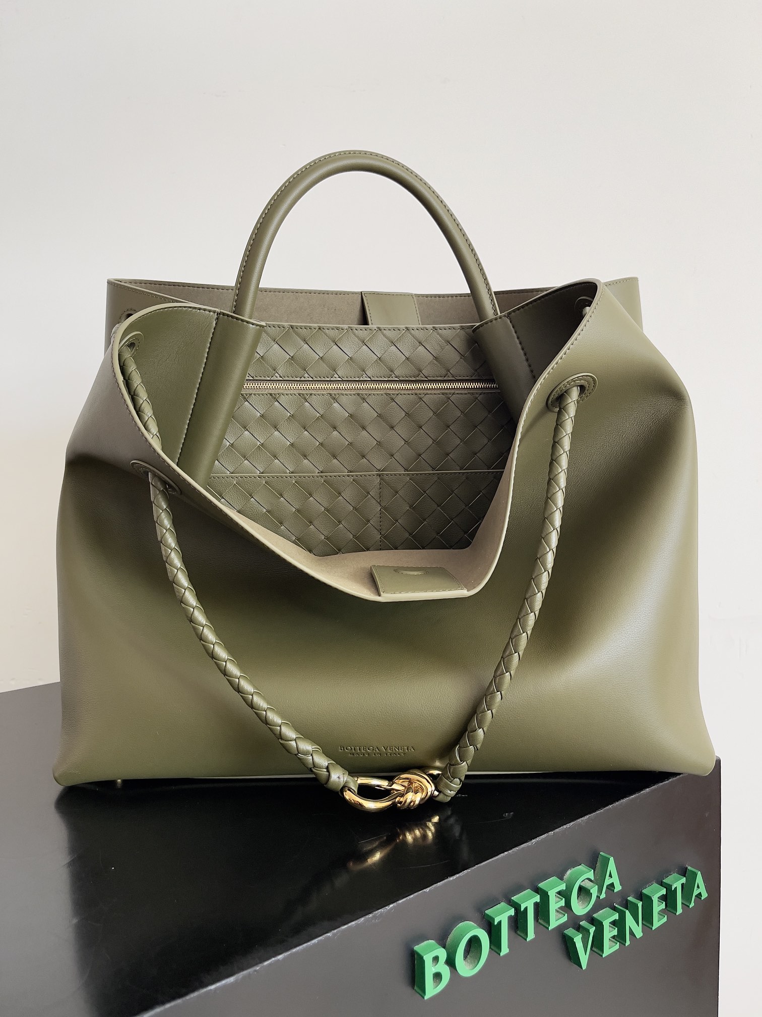 Bagsaaa B0tt*ga Ven*ta Large Andiamo 806010 Olive Green - 42cm