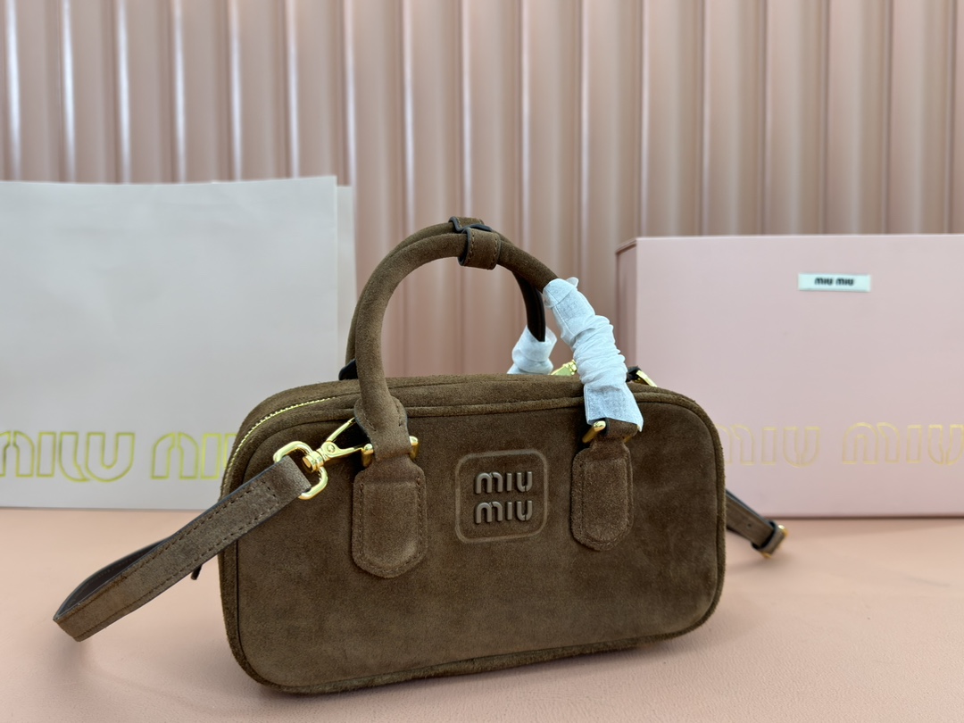 Bagsaaa M1um1u Arcadie padded suede top-handle bag 5BB142 brown - 22cm