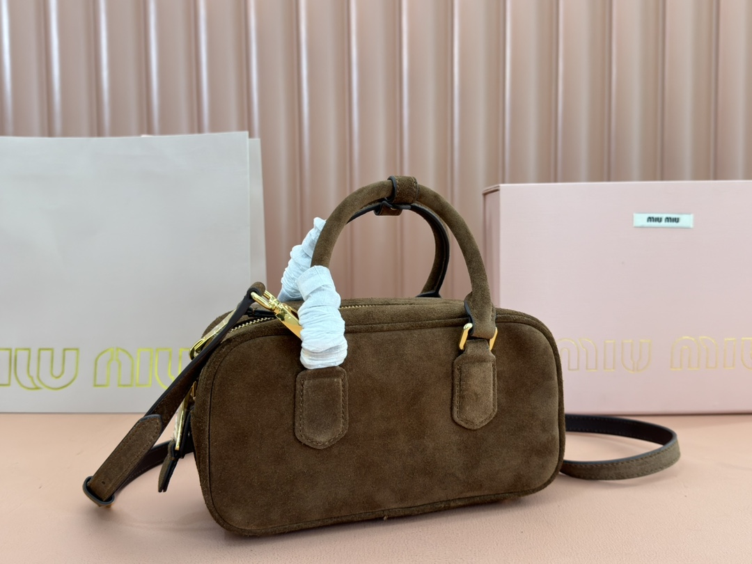 Bagsaaa M1um1u Arcadie padded suede top-handle bag 5BB142 brown - 22cm