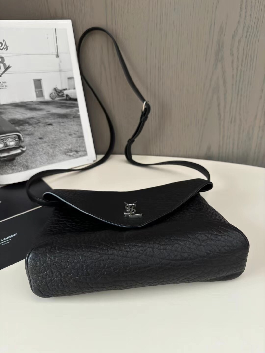 Bagsaaa Y51 Cassandre envelope messenger in lambskin 801490 black - 23 X 16.5 X 6 CM