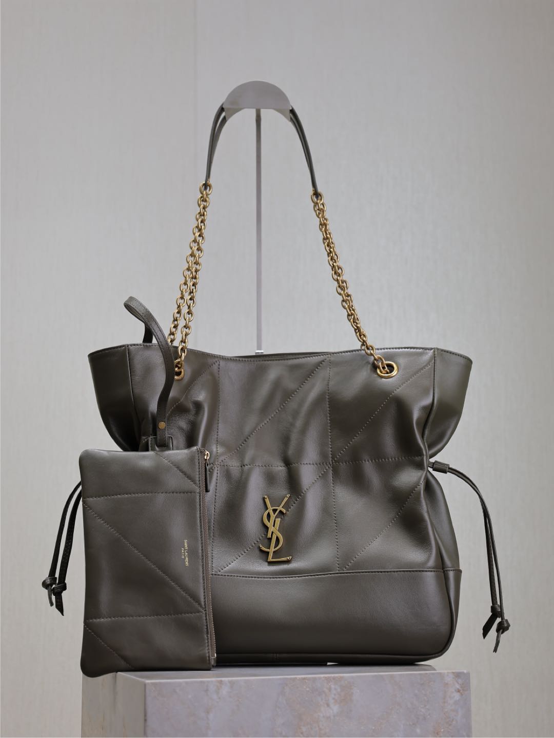 Bagsaaa Y51 Jamie Shopping in lambskin 809824 light musk - 35 X 35 X 10 CM