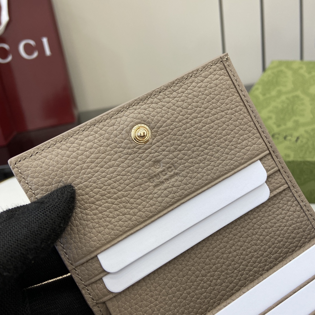 Bagsaaa Gvc*1 GG Emblem mini wallet 815901 taupe - 11cm