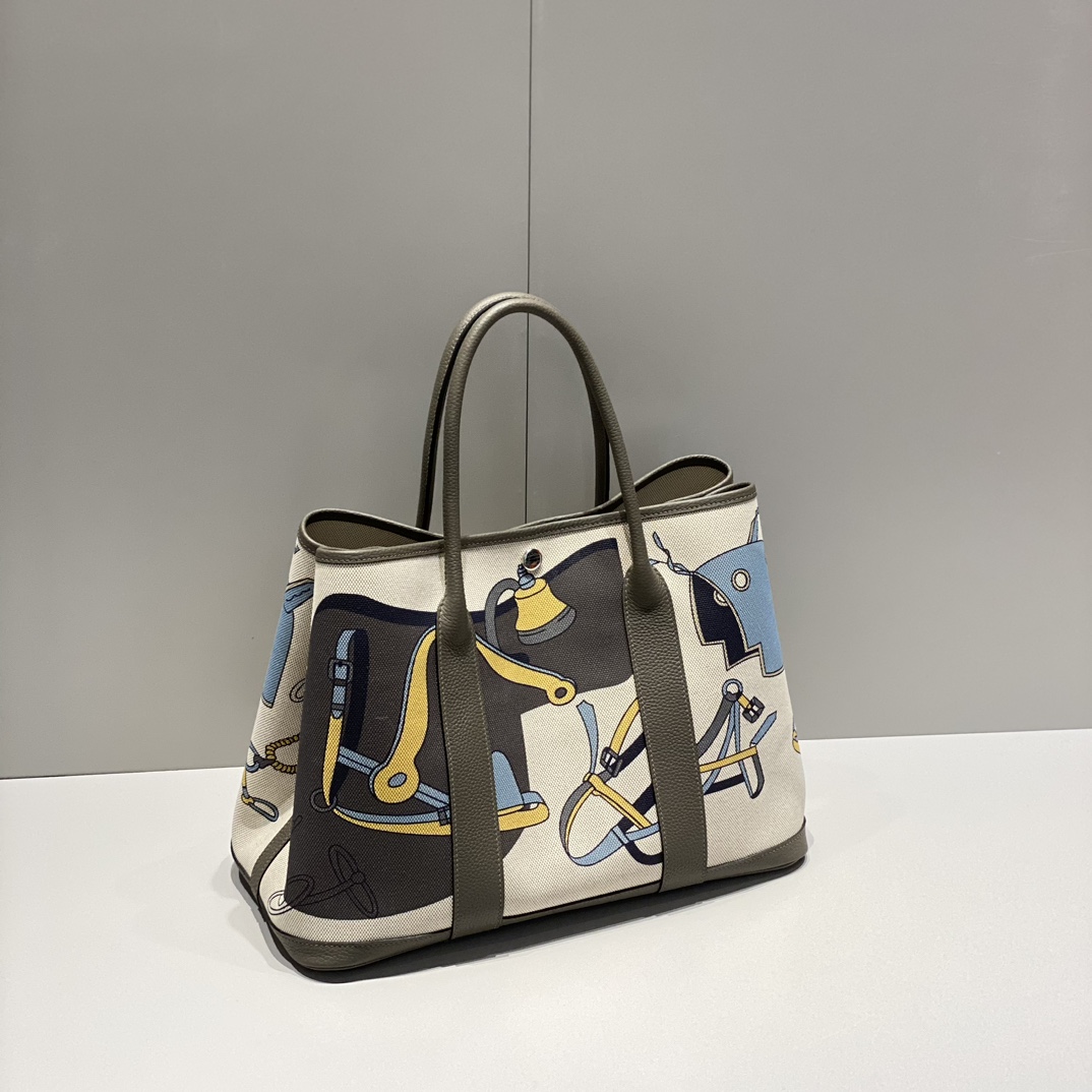 Bagsaaa H**me5 Garden Party Voyage 36 Bag 03