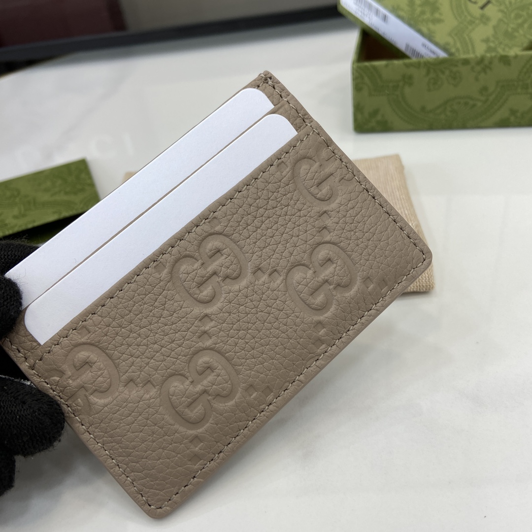Bagsaaa Gvc*1 GG Emblem card case ‎815883 taupe - 10cm