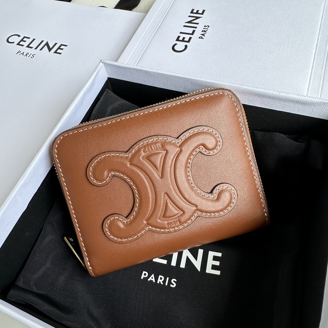 Bagsaaa Ce1i*e Compact Zipped Wallet Cuir Triomphe In Smooth Calfskin Brown - 11 x 8.5 x 2 CM