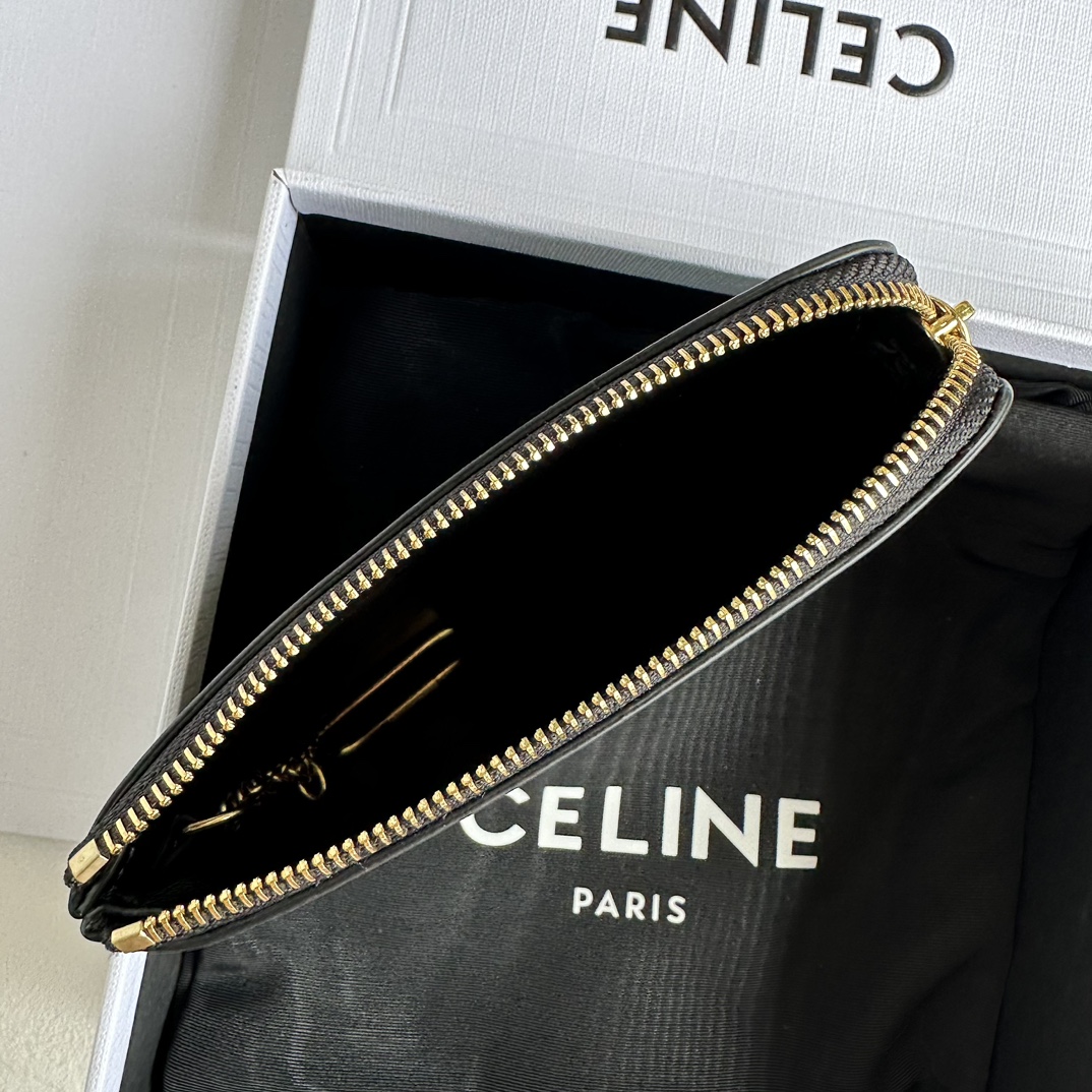 Bagsaaa Ce1i*e Coin And Card Pouch Cuir Triomphe In Smooth Calfskin Black - 13cm