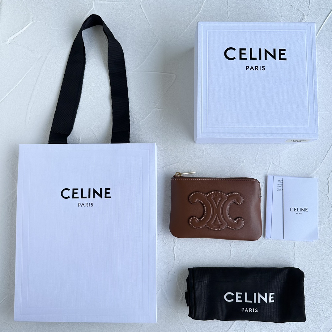 Bagsaaa Ce1i*e Coin And Card Pouch Cuir Triomphe In Smooth Calfskin Brown - 13cm