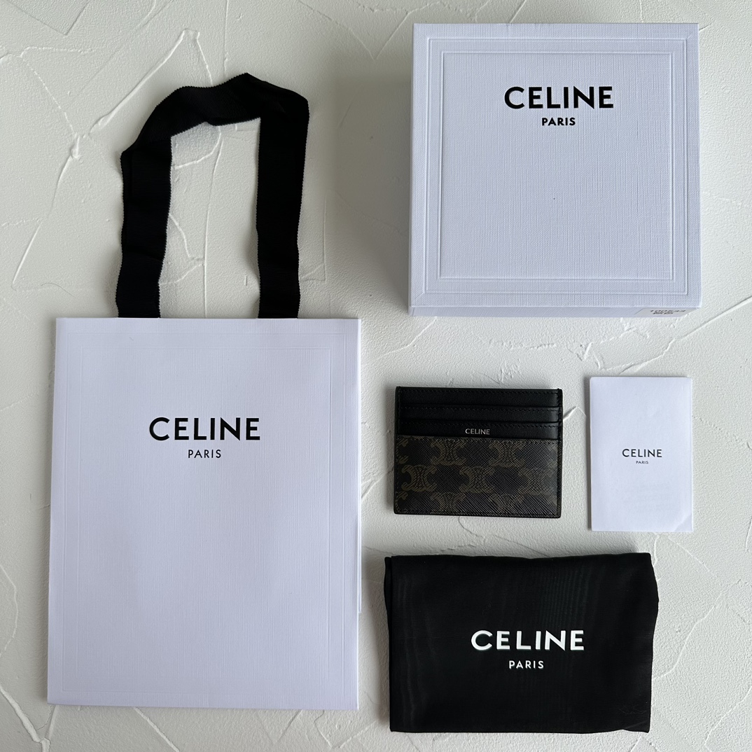 Bagsaaa Ce1i*e Large Card Holder In Triomphe Canvas And Calfskin - 11cm