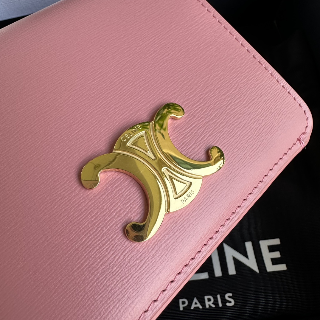 Bagsaaa Ce1i*e Triomphe Compact Wallet In Shiny Calfskin Pink - 11 x 9 x 3 CM