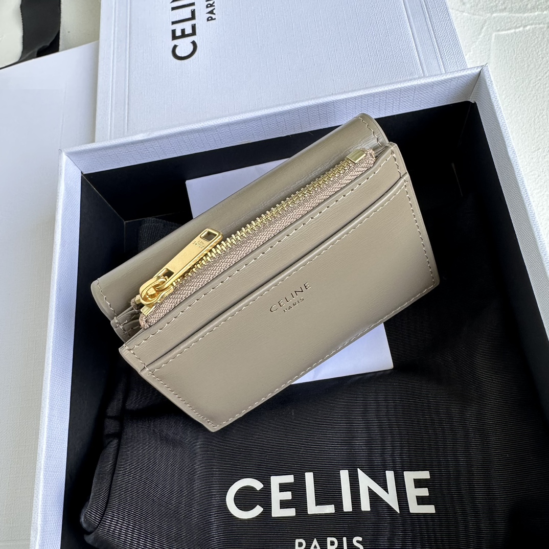 Bagsaaa Ce1i*e Compact Wallet With Coin Triomphe In Shiny Calfskin Beige - 10cm