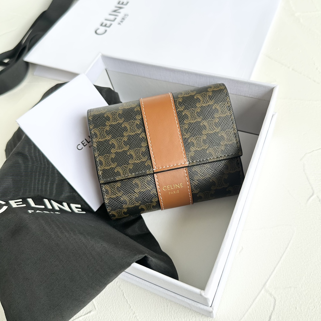 Bagsaaa Ce1i*e Small Trifold Wallet In Triomphe Canvas And Lambskin - 10.5cm