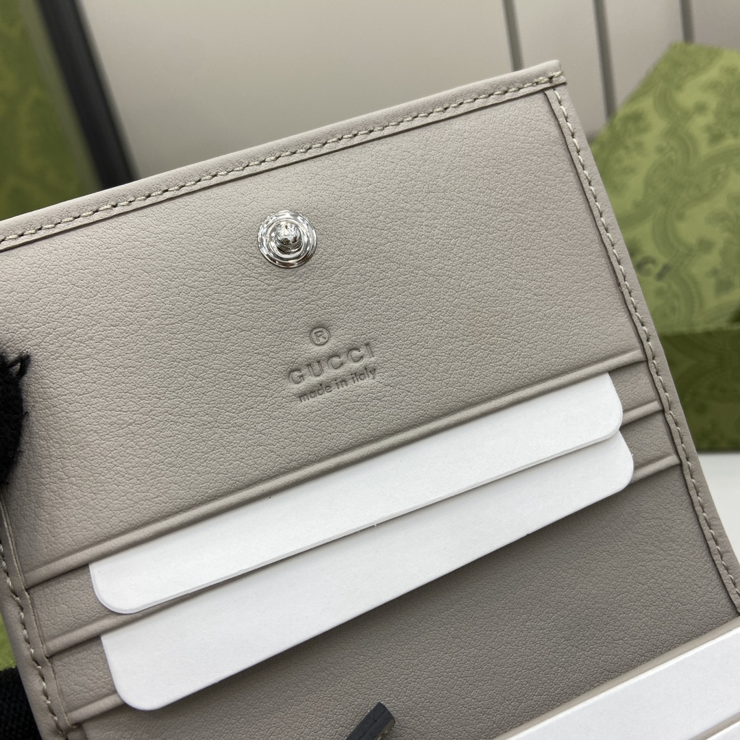 Bagsaaa Gvc*1 GG Marmont card case 790055 gray - 11cm