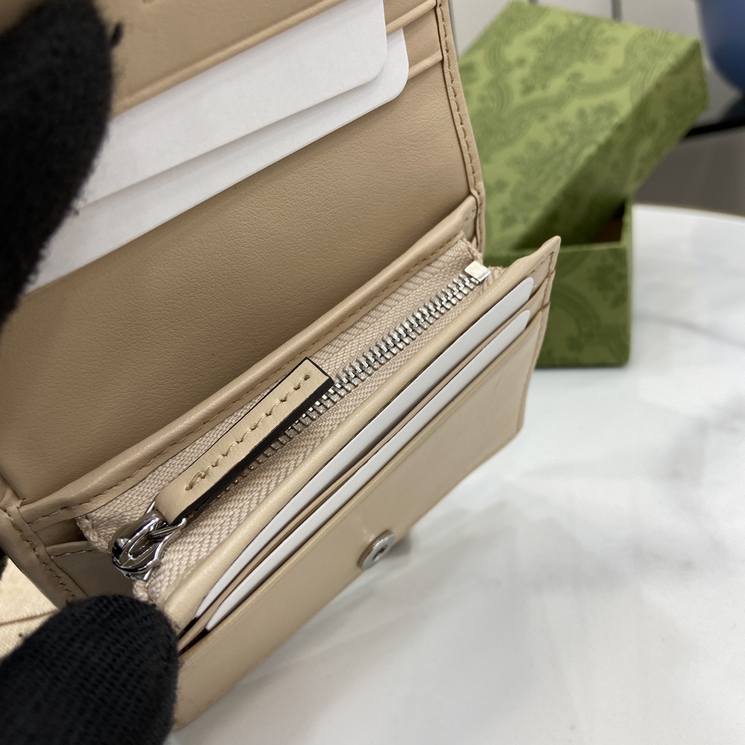 Bagsaaa Gvc*1 GG Marmont card case 790055 beige - 11cm