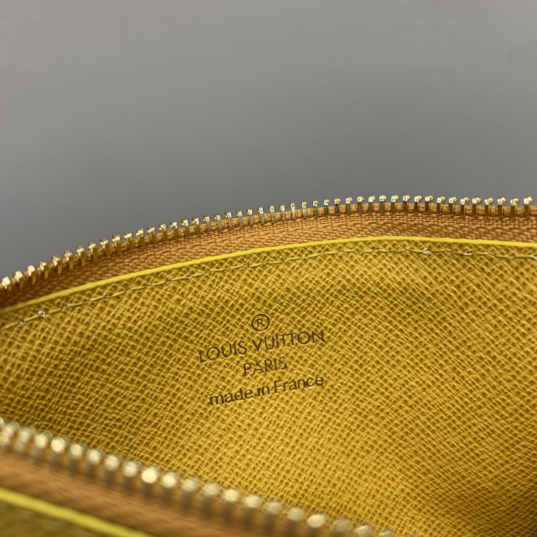 Bagsaaa L0vis Vvtt0n M12660 Coin Card Holder Yellow - 8 x 14.5 x 1 cm