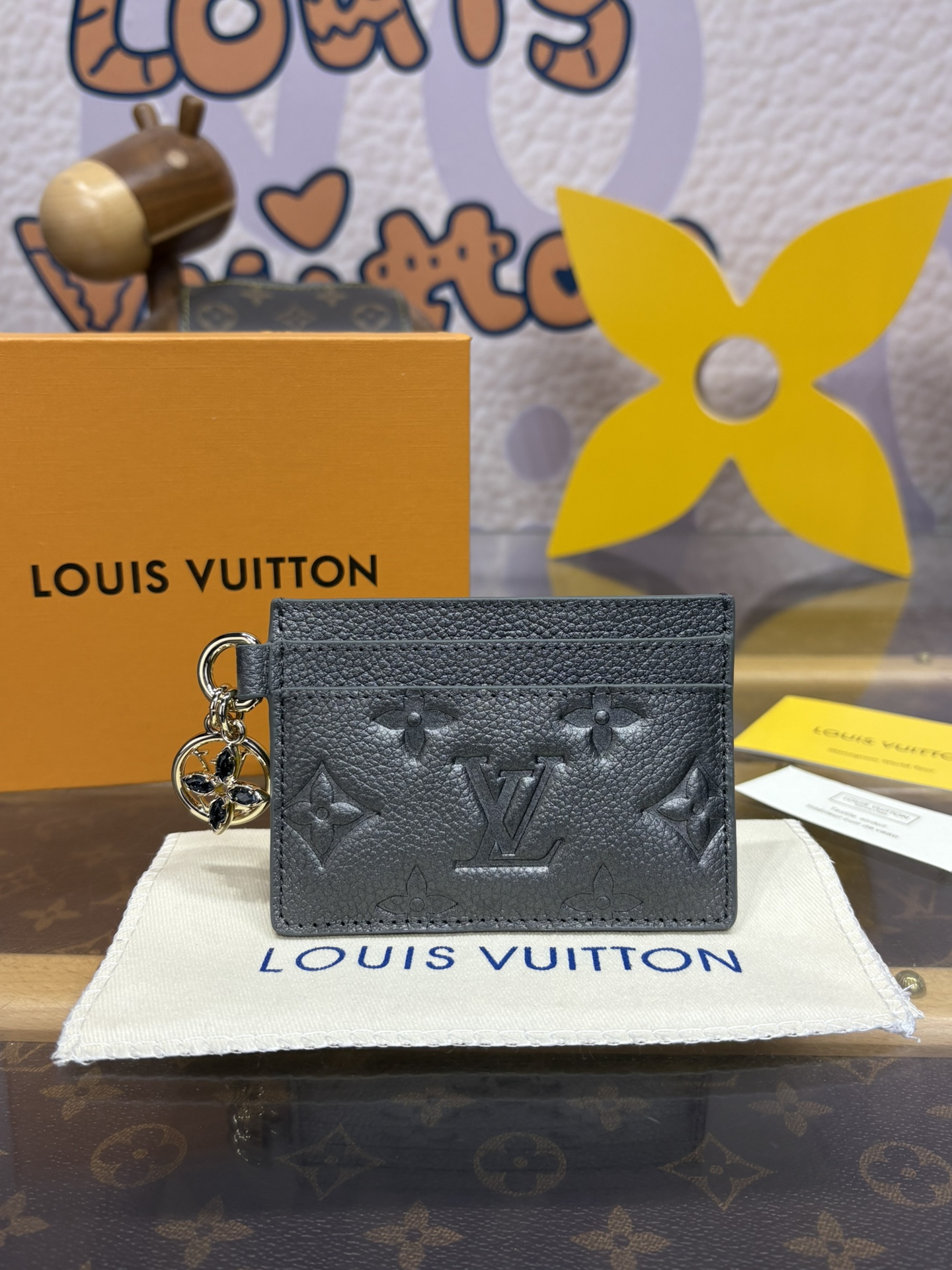 Bagsaaa L0vis Vvtt0n M12178 LV Charms Card Holder Gun Metal - 10.2cm