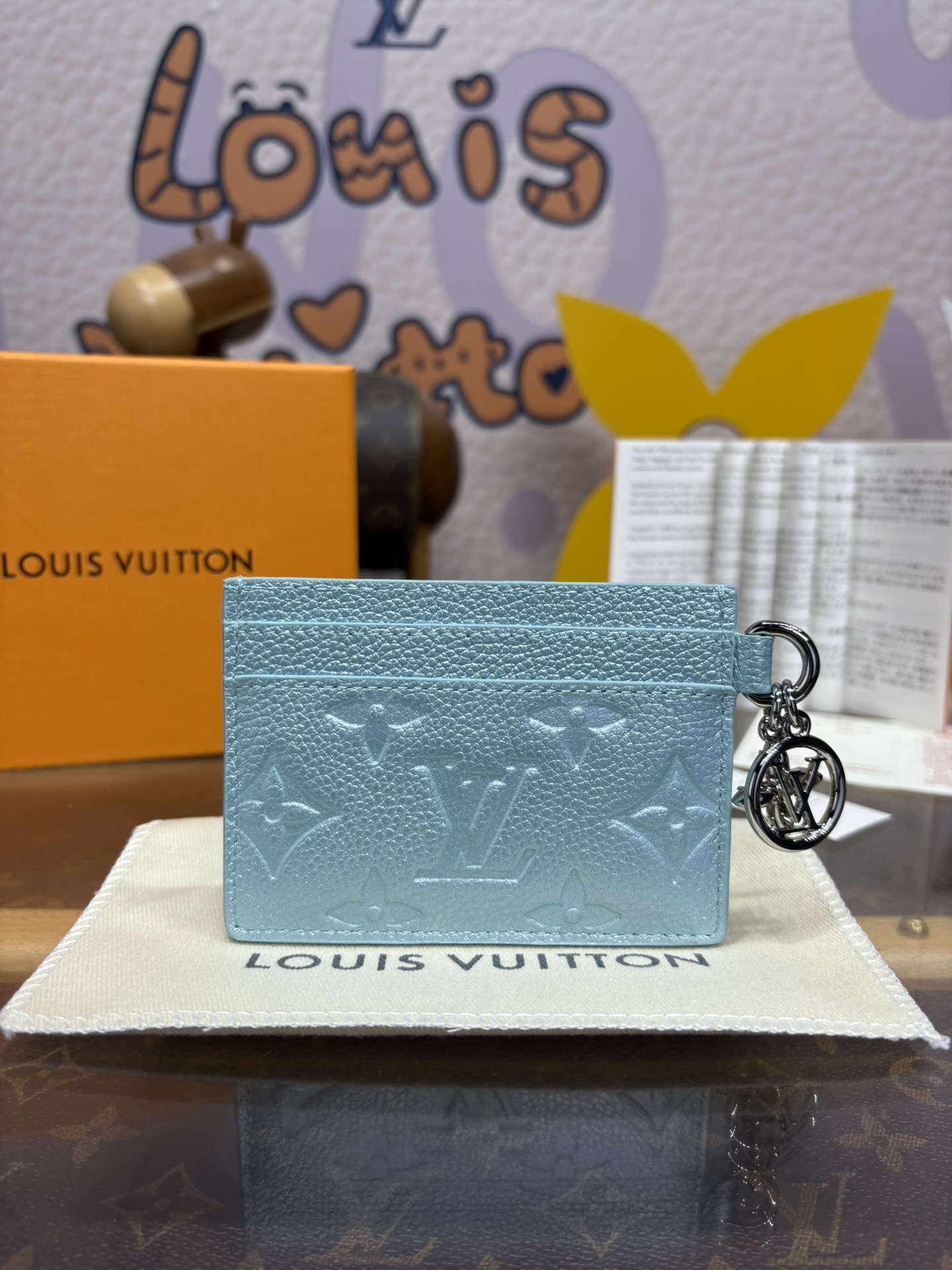 Bagsaaa L0vis Vvtt0n M12180 LV Charms Card Blue - 10.2cm