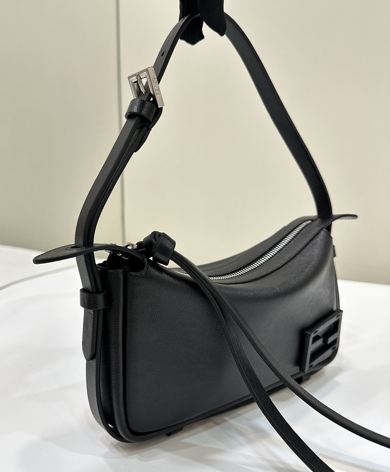 Bagsaaa Simply F**di Mini Black leather mini-bag - 22cm