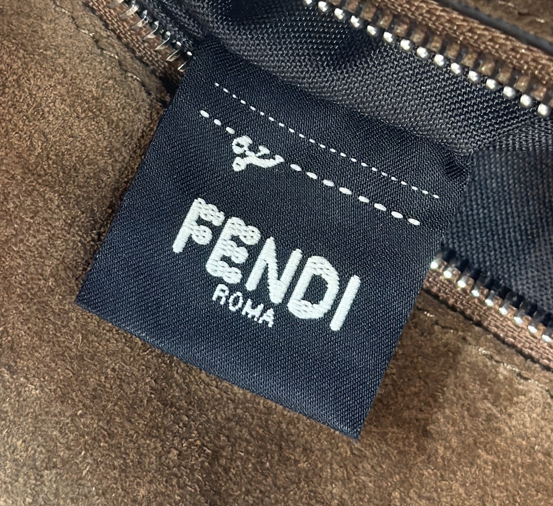 Bagsaaa Simply F**di Medium beige leather bag - 34.5cm