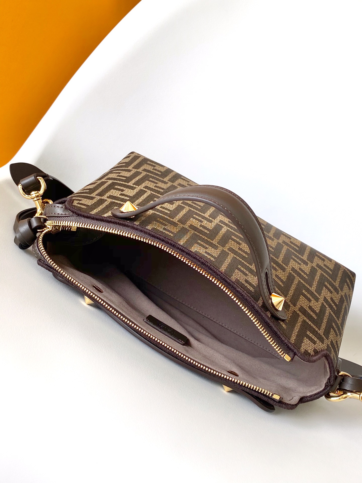 Bagsaaa F**di By The Way Soft Medium Brown FF jacquard fabric bag - 29cm