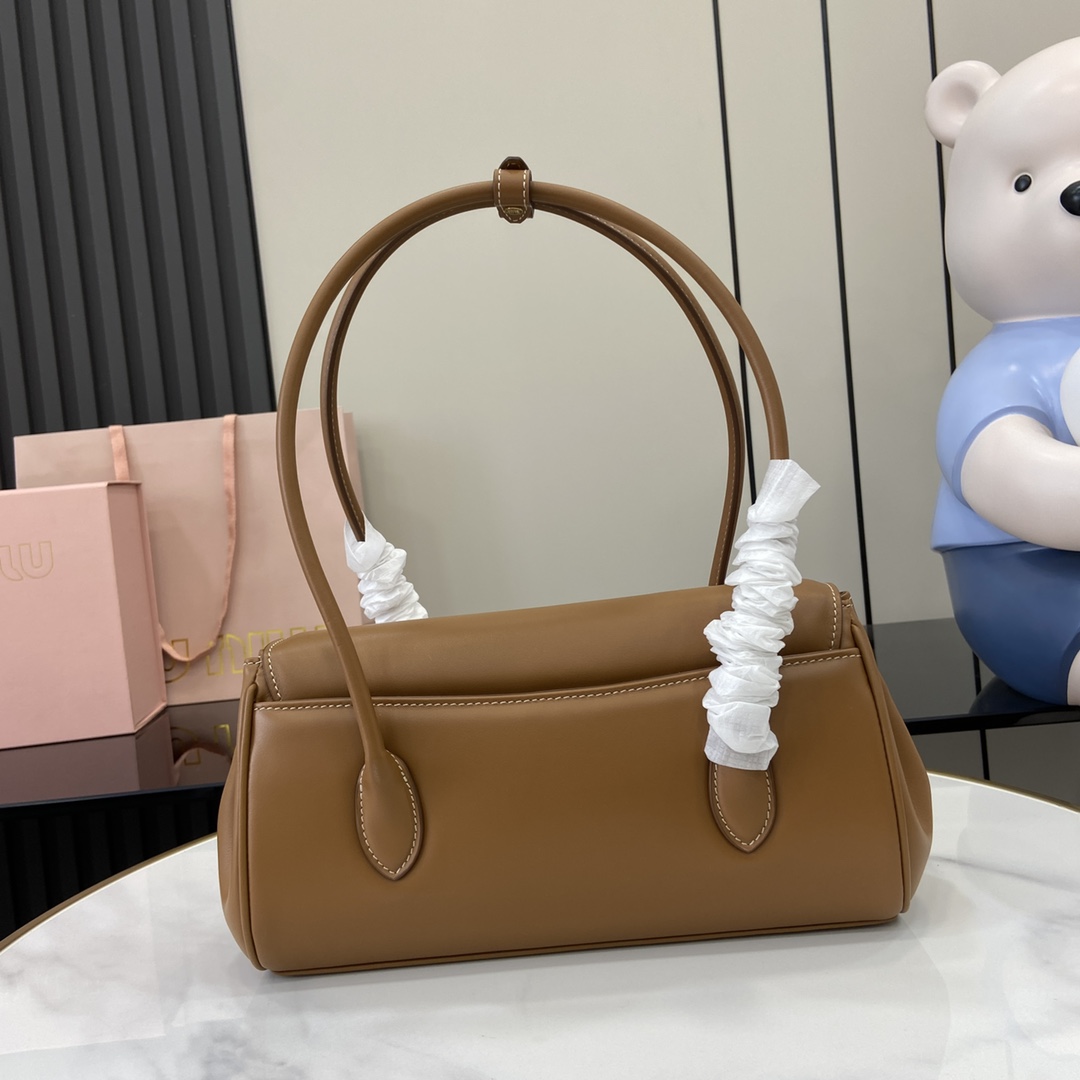 Bagsaaa Miu Miu Leather shoulder bag 5BD265 brown - 28 cm