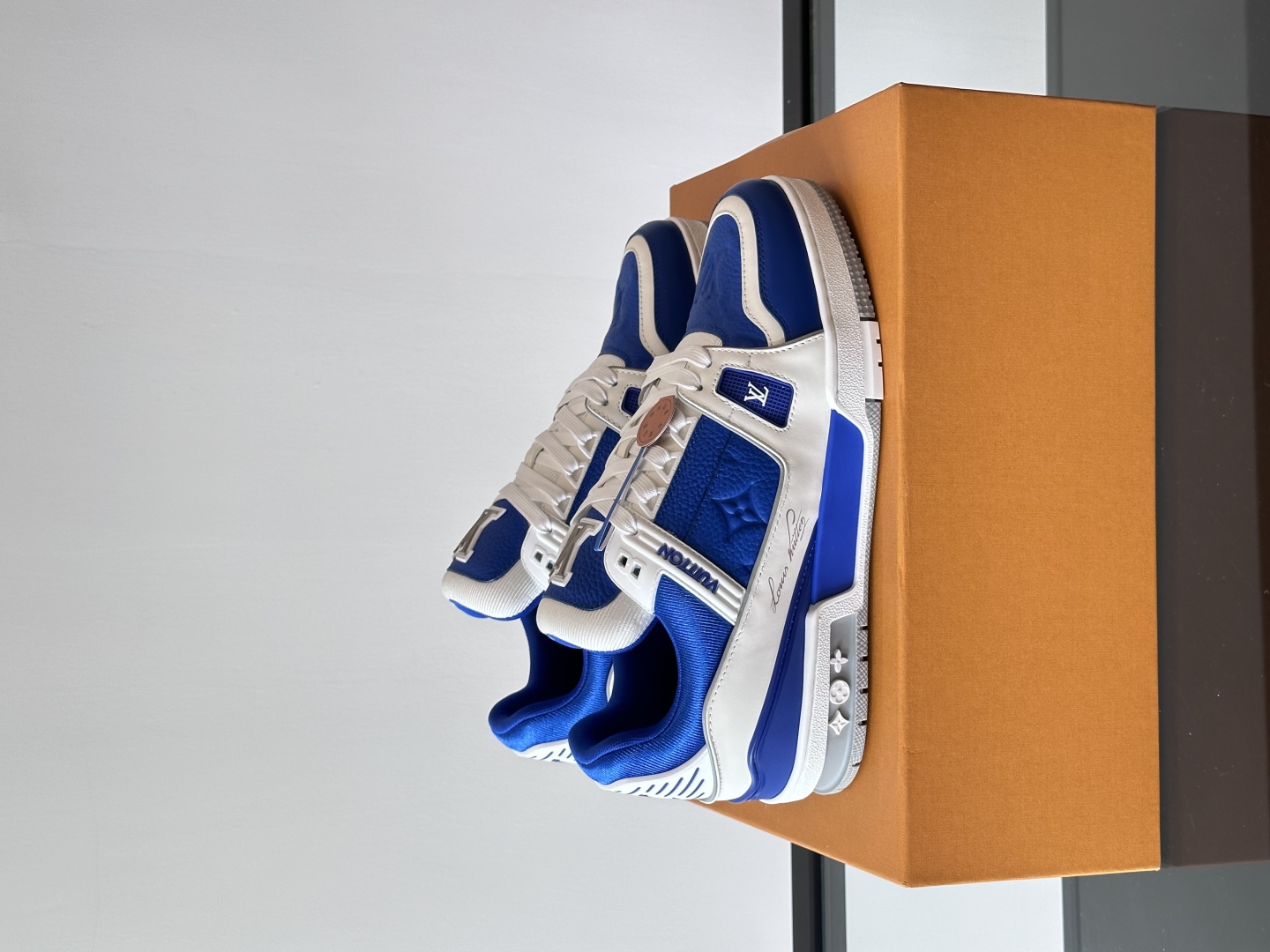 Bagsaaa L0vis Vvtt0n LV Sneakers Gaston Blue