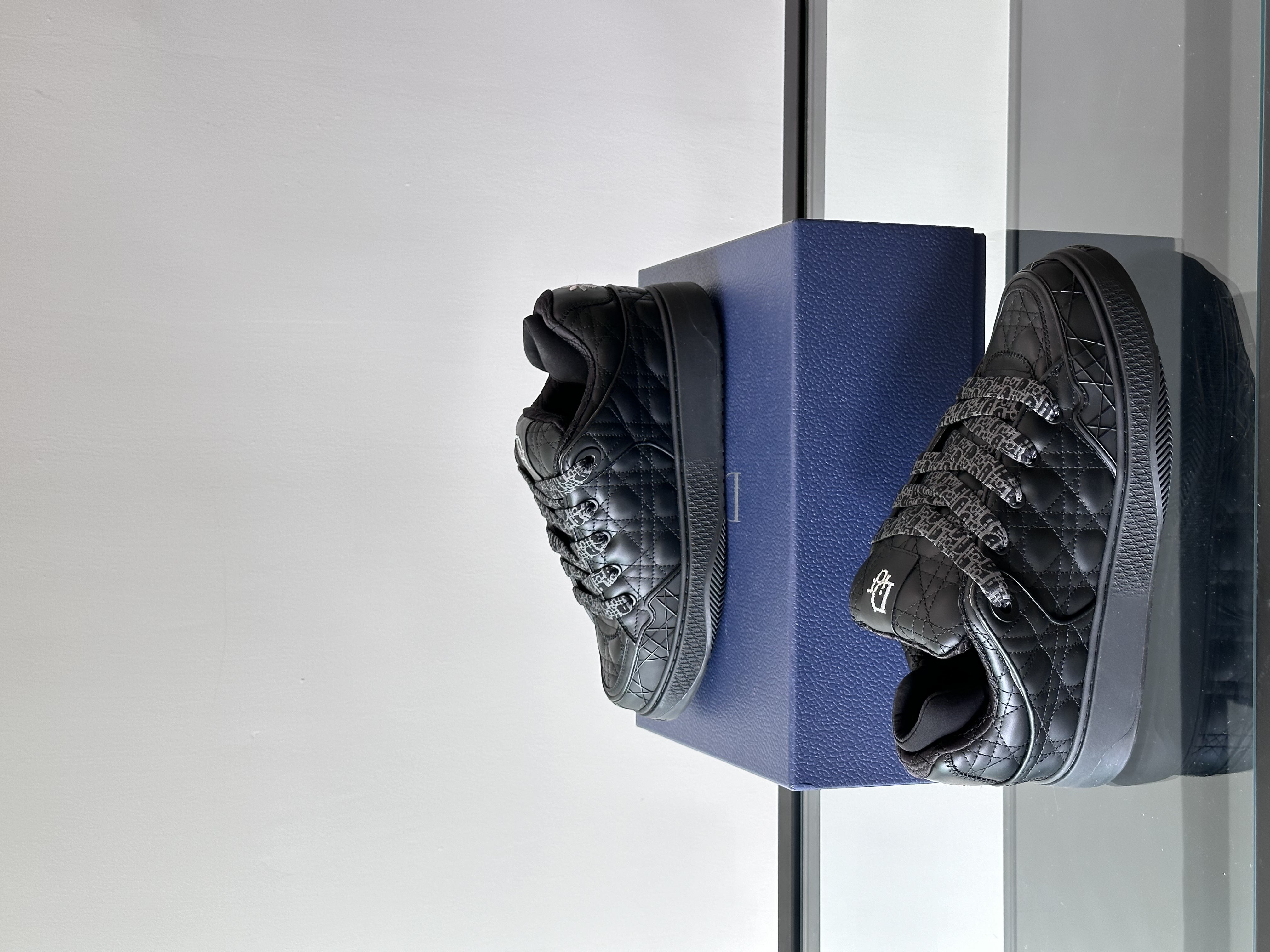 Bagsaaa D10r B9S Skater Black Quilted Cannage Calfskin