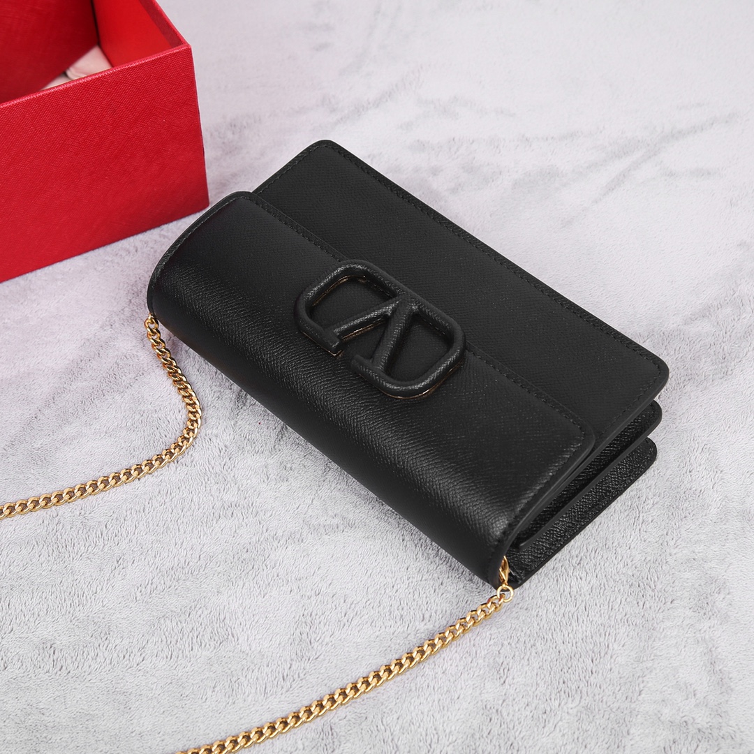 Bagsaaa Vlogo Signature Grainy Calfskin Wallet With Chain Black - 20cm