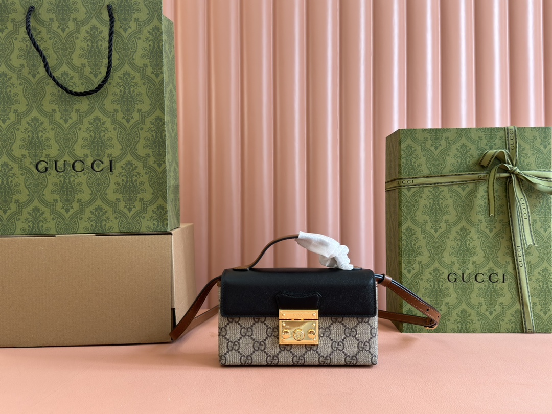 Bagsaaa Gvc*1 Padlock mini bag 652683 - 18cm