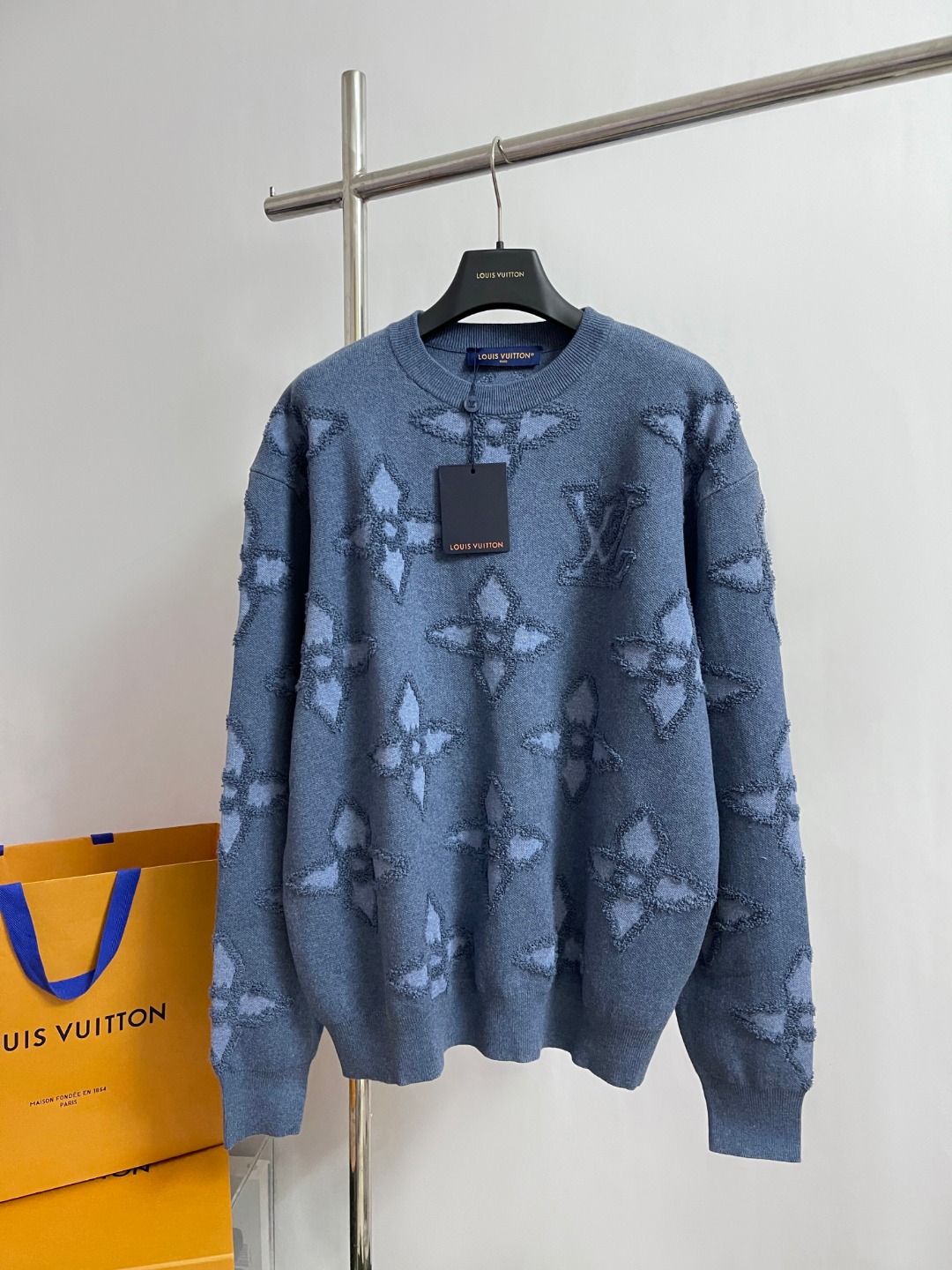 Bagsaaa L0vis Vvtt0n Textured Cotton Crewneck Blue