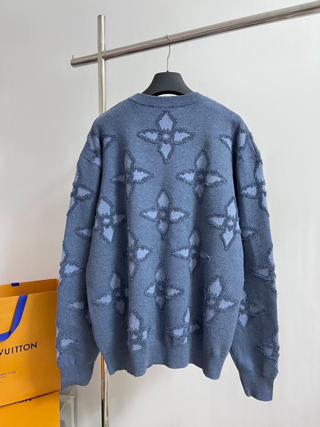 Bagsaaa L0vis Vvtt0n Textured Cotton Crewneck Blue