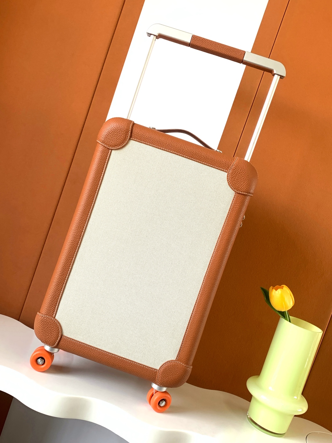 Bagsaaa H**me5 R.M.S Cabin Suitcase Brown & Beige - 57cm