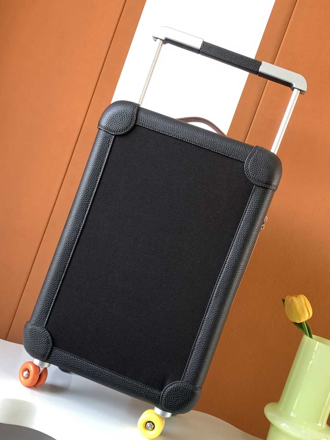 Bagsaaa H**me5 R.M.S Cabin Suitcase Black - 57cm