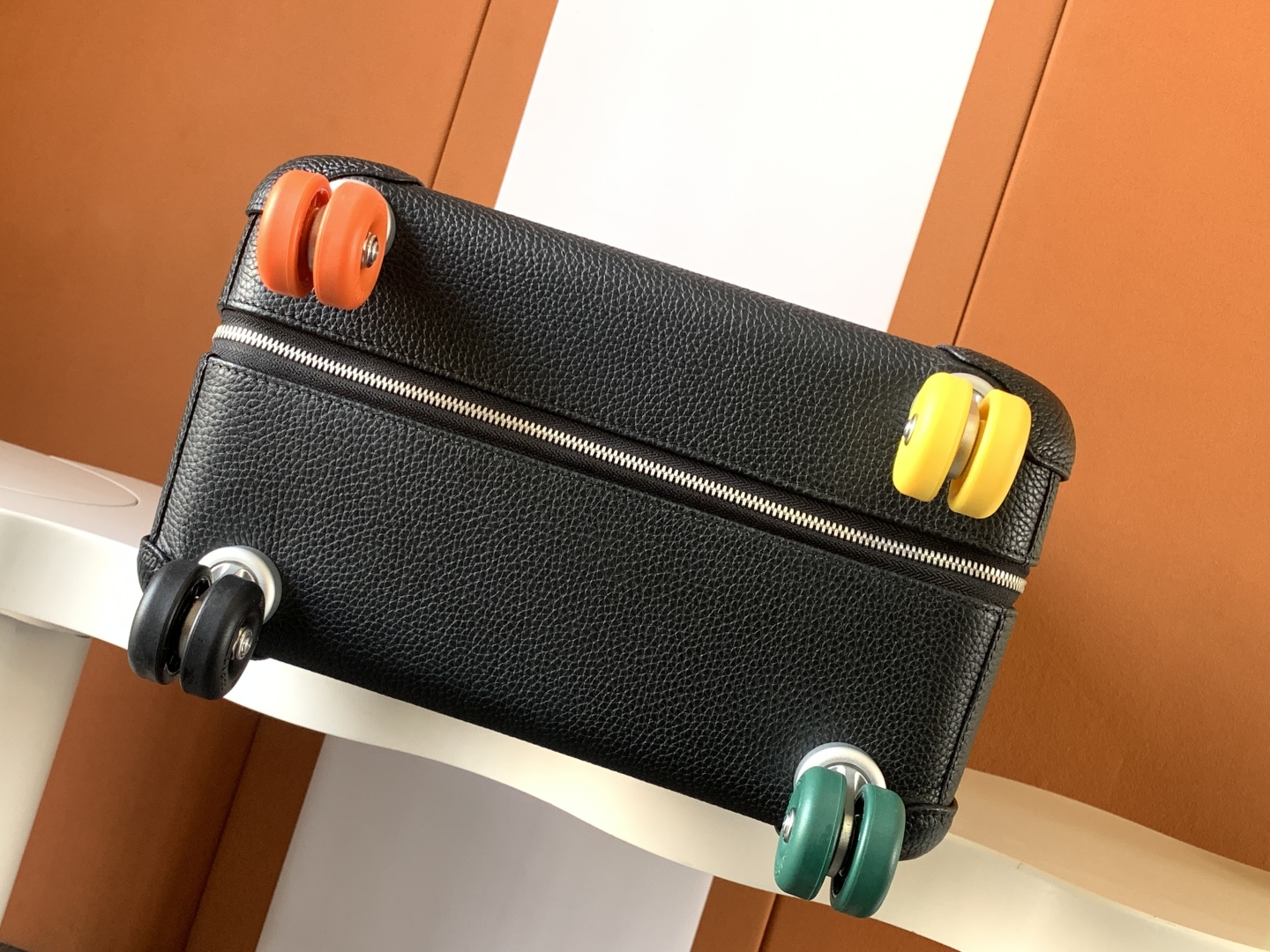 Bagsaaa H**me5 R.M.S Cabin Suitcase Black - 57cm