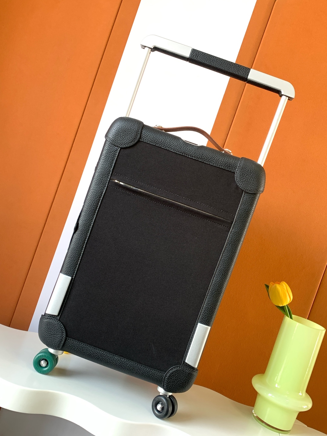 Bagsaaa H**me5 R.M.S Cabin Suitcase Black - 57cm