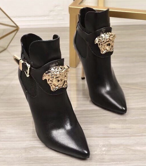 Bagsaaa Versace Black Leather Medusa Head Ankle Booties