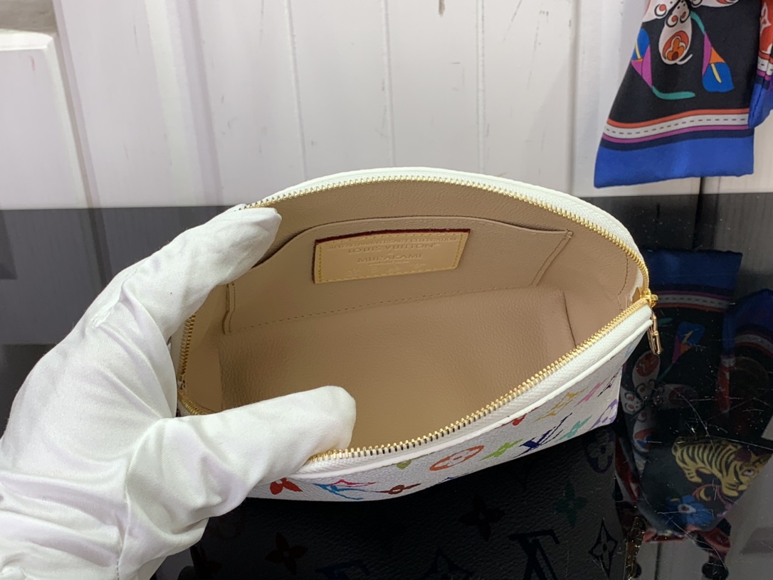 Bagsaaa L0vis Vvtt0n M13744 LV x TM Cosmetic Pouch PM Multicolored - 19cm
