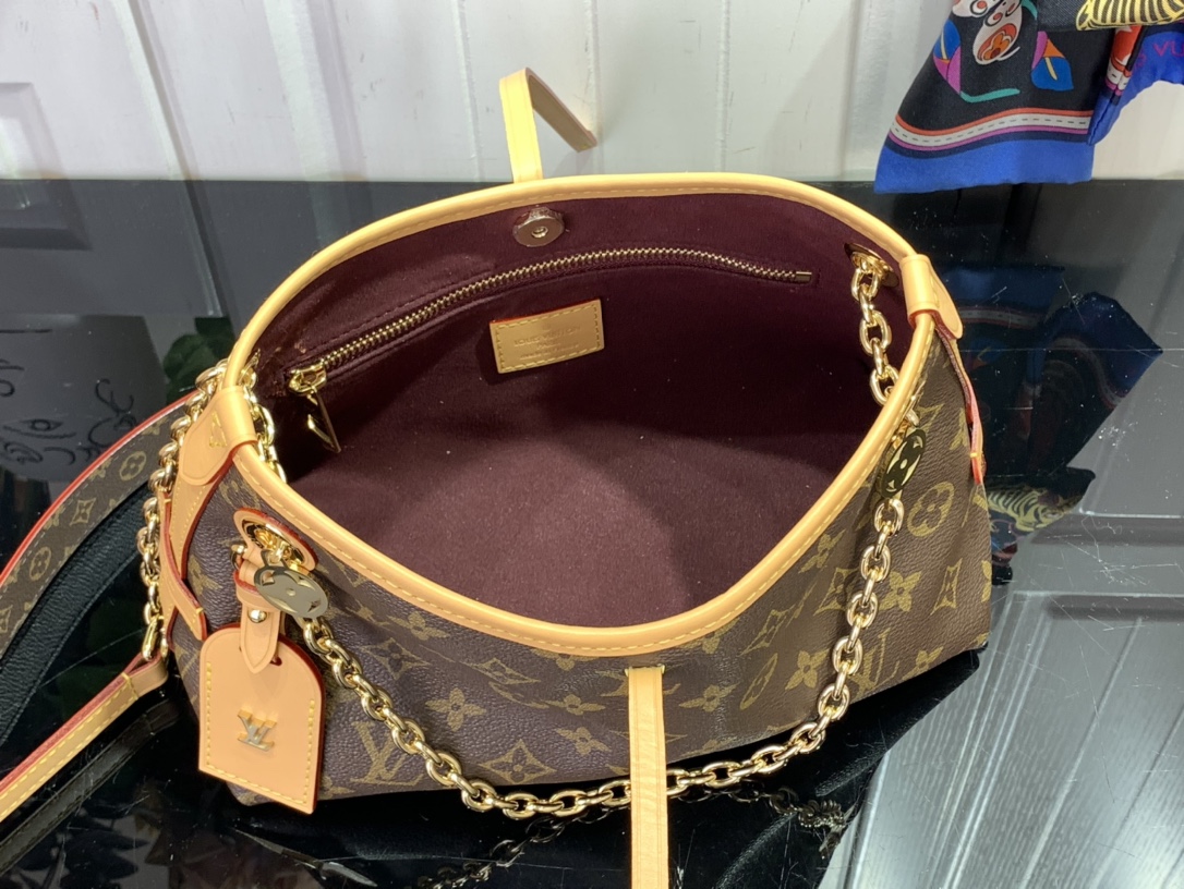 Bagsaaa M13014 CarryAll BB Bag Monogram - 26 x 17 x 10 cm